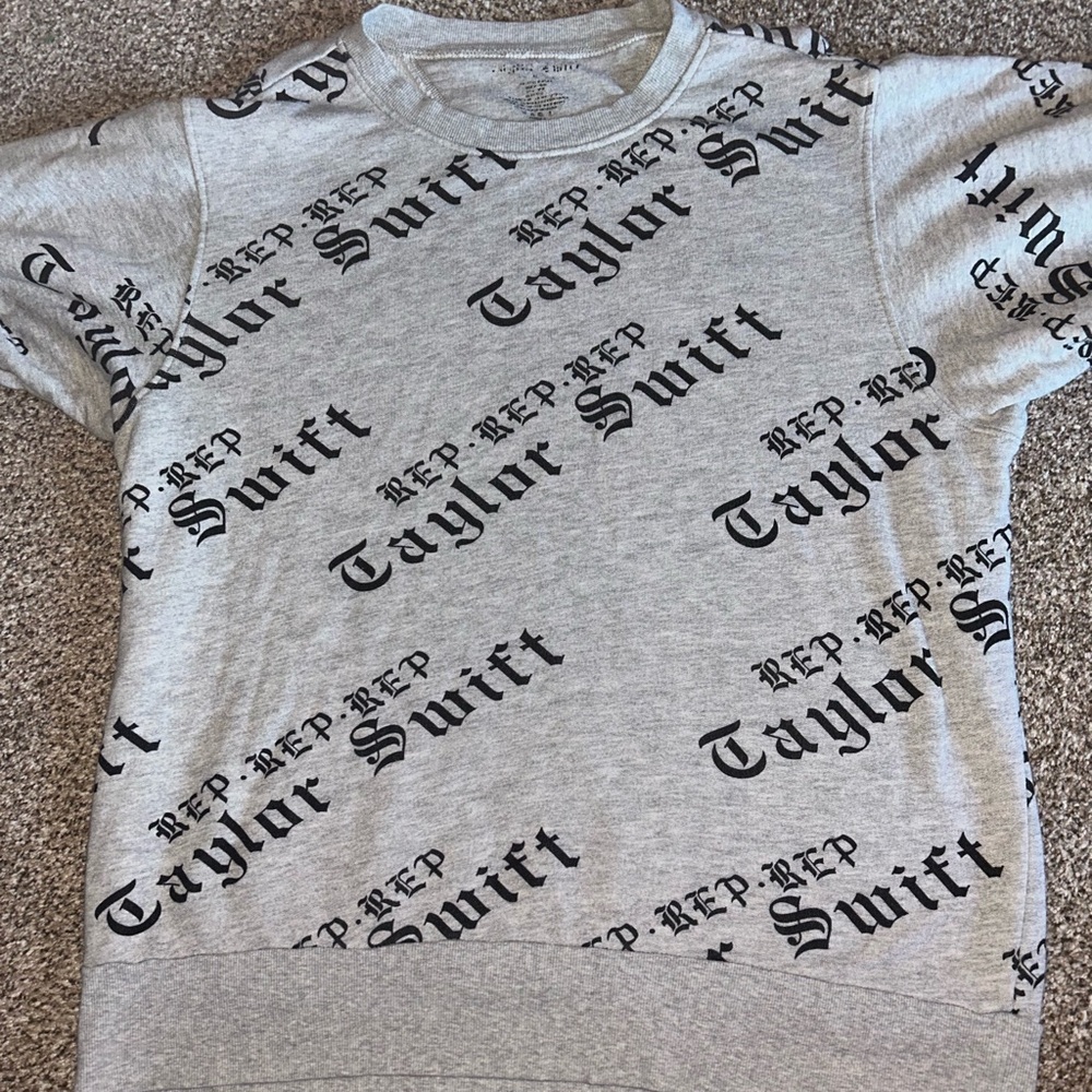 DO NOT BUY - reserved for @ashleyroaden - grey reputation hoodie
